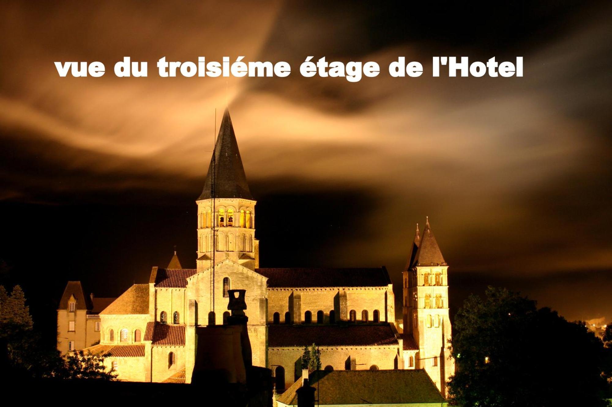 Hotel De La Basilique Paray-le-Monial Exterior photo