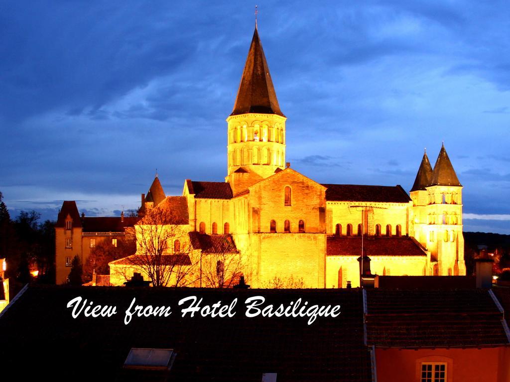 Hotel De La Basilique Paray-le-Monial Exterior photo